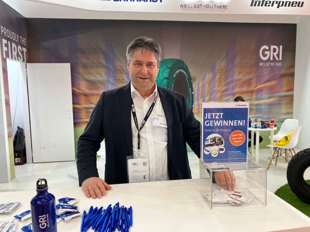 Die Pneuhage Gruppe und Industrie-Reifenhersteller GRI gemeinsam auf der Fachmesse LogiMAT 2024 in Stuttgart.