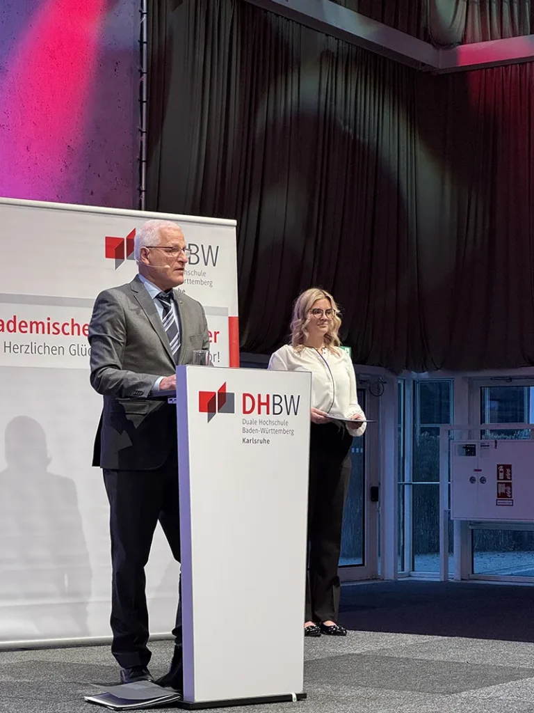 Prof. Dr. Matthias Mungenast verlieh den Pneuhage Stiftungspreis 2025