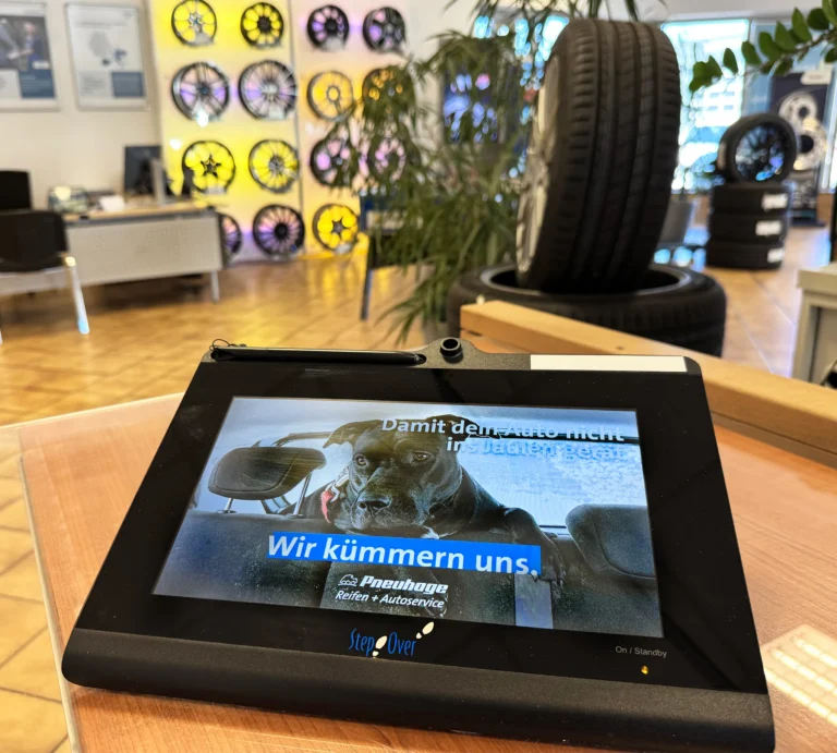 Die elektronische Signaturlösung von StepOver ist Teil der Digitalisierungsstrategie der Pneuhage Gruppe in ihren Reifen- und Autoservicebetrieben.